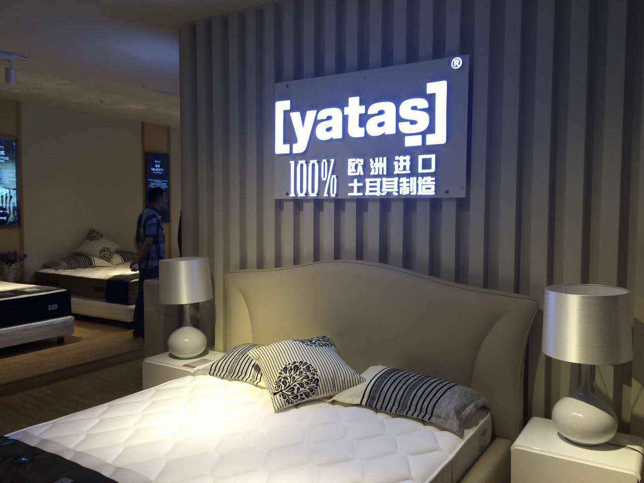 樱桃视频18岁禁止東莞店內景